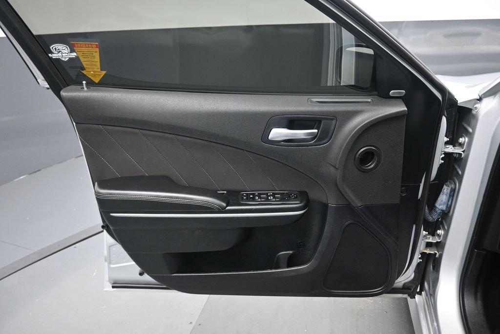 Used 2023 Dodge Charger Scat Pack RWD image 9
