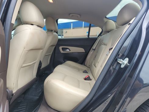 Used 2014 Chevrolet Cruze LT w/ RS Package FWD image 7