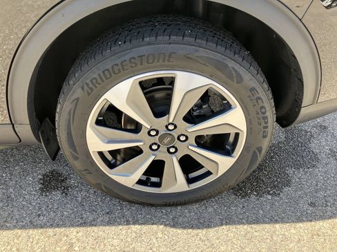 Used 2024 Ford Escape Platinum AWD/4WD image 20