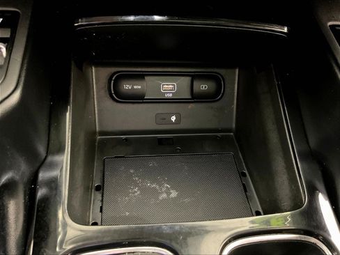 Used 2022 Kia Telluride EX w/ EX Premium Package FWD image 16