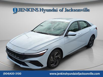 New 2025 Hyundai Elantra SEL