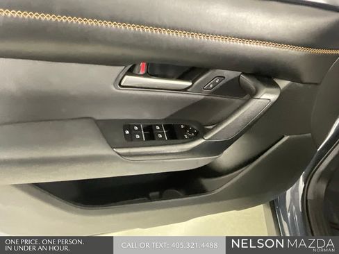 Used 2025 MAZDA CX-50 AWD 2.5 Hybrid w/ Weather Package image 17