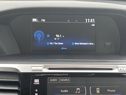 Used 2016 Honda Accord EX image 18