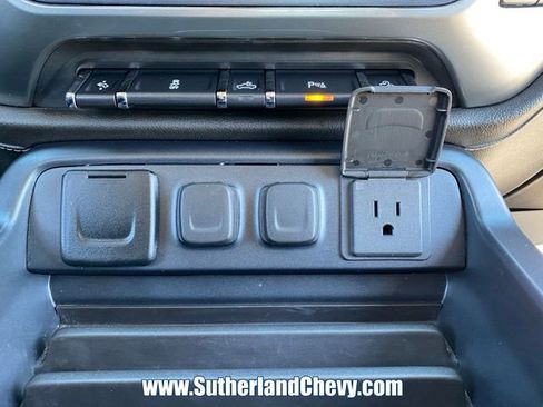 Used 2018 Chevrolet Silverado 2500 LTZ w/ LTZ Plus Package image 41