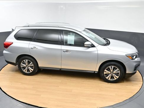 Used 2020 Nissan Pathfinder SV AWD/4WD image 44
