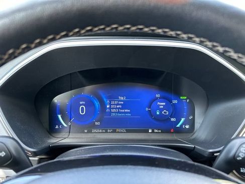 Used 2022 Ford Escape Titanium w/ Titanium Elite Package FWD image 27