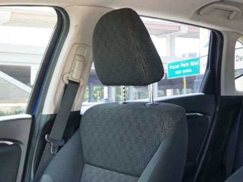 Used 2015 Honda Fit LX image 31