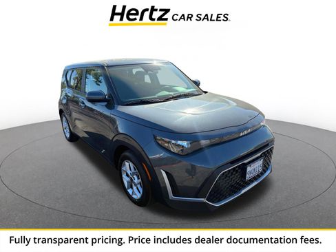 Used 2025 Kia Soul LX w/ LX Technology Package FWD image 1