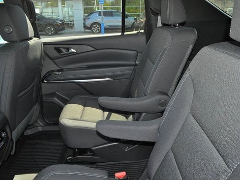 New 2026 Chevrolet Traverse LT w/ Driver Confidence Package image 13
