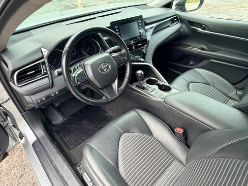 Used 2024 Toyota Camry SE FWD image 12