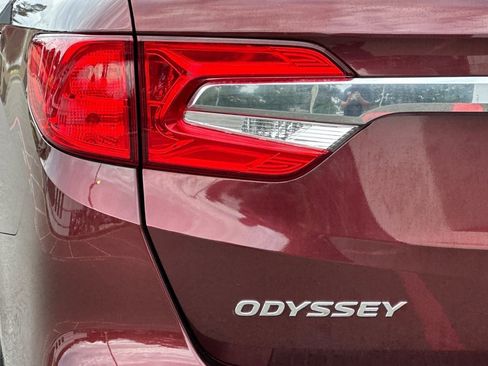 Certified 2018 Honda Odyssey EX-L image 12