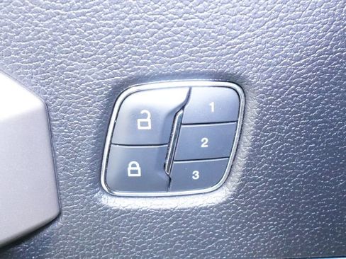 Used 2017 Ford F150 Lariat w/ Equipment Group 502A Luxury image 18