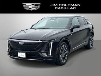 Used 2025 Cadillac Lyriq Sport w/ LPO, Floor Liner Package AWD/4WD video 1