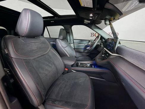 Certified 2025 Ford Explorer ST w/ Sun And Sound Package AWD/4WD image 35