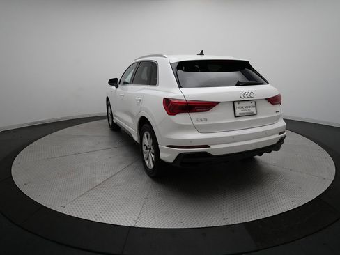 Used 2025 Audi Q3 2.0T Premium image 34