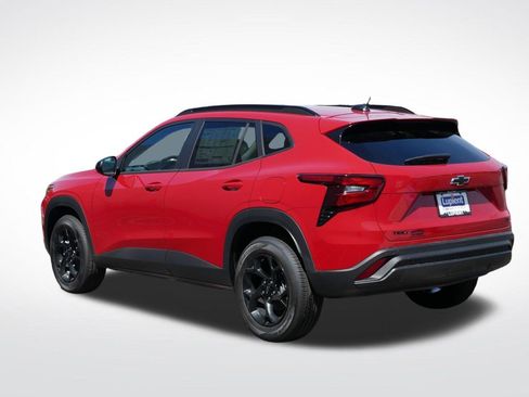 New 2026 Chevrolet Trax LT FWD image 10