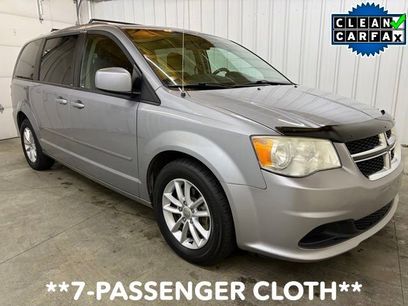 Used 2014 Dodge Grand Caravan SXT w/ Rear Park Assist Package