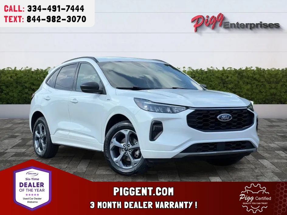 Used 2023 Ford Escape ST-Line w/ Tech Pack #1 AWD/4WD image 1
