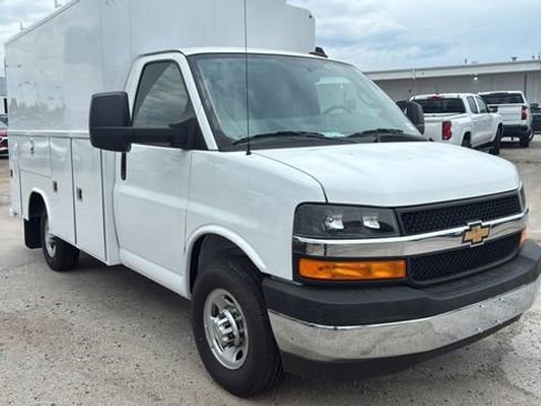 New 2025 Chevrolet Express 3500 w/ Power Convenience Package RWD image 1