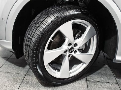 Used 2025 Audi Q5 Premium Plus w/ Premium Plus AWD/4WD image 7