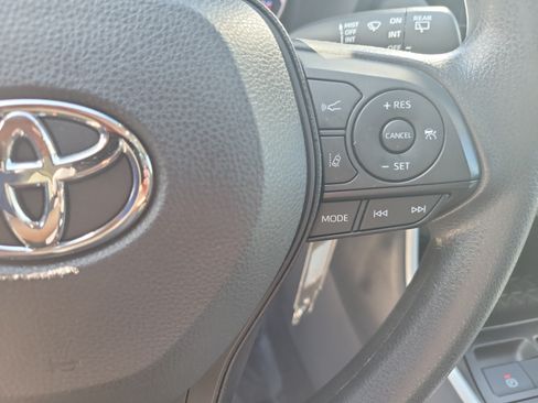 Certified 2024 Toyota RAV4 LE AWD/4WD image 27