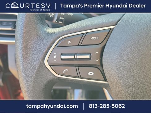 Used 2019 Hyundai Santa Fe SE image 25