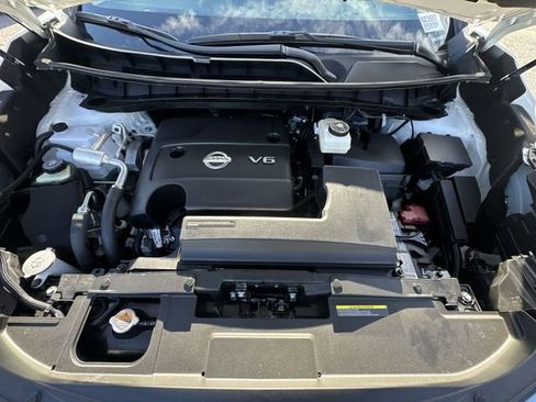 Used 2024 Nissan Murano Platinum w/ Cargo Package FWD image 31