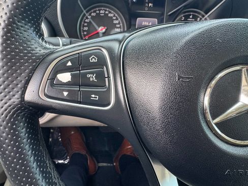 Used 2017 Mercedes-Benz C 300 Sedan image 17