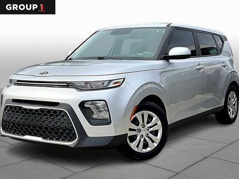 Used 2021 Kia Soul LX image 1