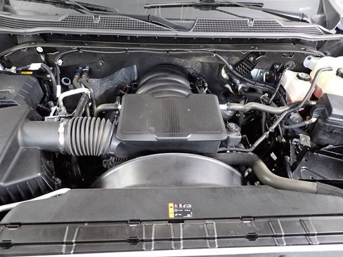 Used 2024 Chevrolet Silverado 2500 LT AWD/4WD image 11