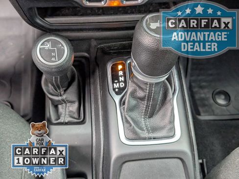 Used 2024 Jeep Wrangler Unlimited Sport AWD/4WD image 11
