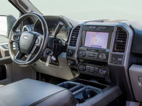 Certified 2020 Ford F150 XLT w/ Equipment Group 302A Luxury AWD/4WD image 6