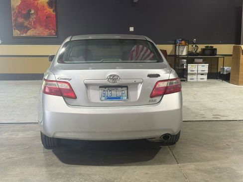 Used 2007 Toyota Camry XLE image 6
