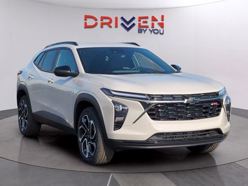 New 2026 Chevrolet Trax RS w/ Driver Confidence Package image 7