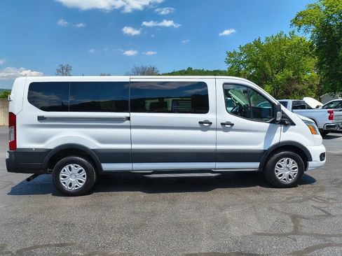 Used 2022 Ford Transit 350 XLT RWD image 10