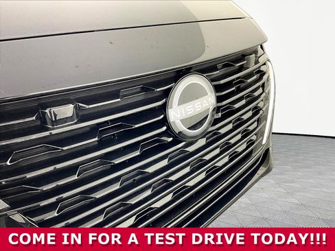 Certified 2025 Nissan Sentra S FWD image 29