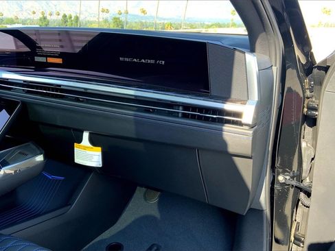 New 2026 Cadillac Escalade IQ Sport 1 image 33