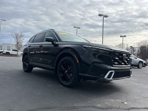 Used 2025 Honda CR-V Sport Touring image 4