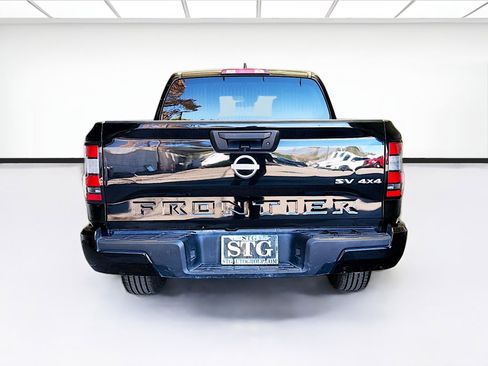Used 2024 Nissan Frontier SV AWD/4WD image 5