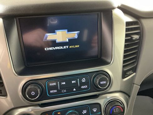 Used 2020 Chevrolet Tahoe LT w/ Off-Road Package AWD/4WD image 18
