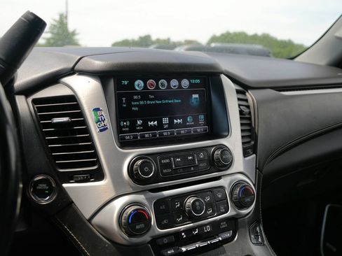 Used 2019 GMC Yukon XL SLT w/ Open Road Package AWD/4WD image 12