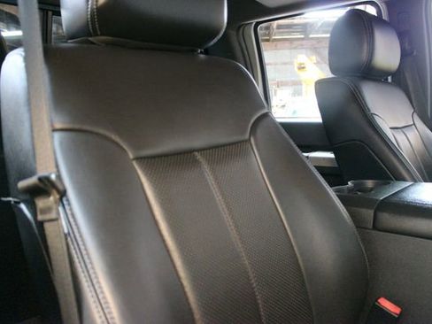 Used 2016 Ford F250 Lariat w/ Lariat Ultimate Package AWD/4WD image 11