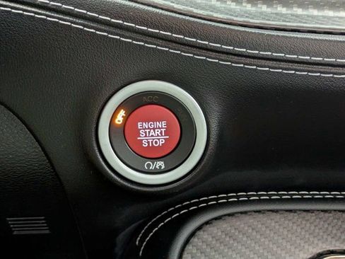 Used 2022 Dodge Challenger SRT Hellcat RWD image 22