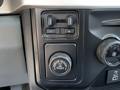 New 2025 Ford F350 XL w/ XL Chrome Package image 24