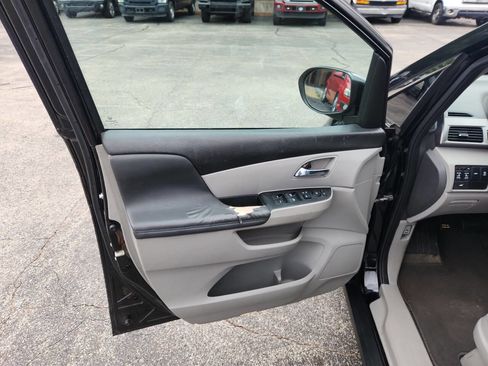 Used 2016 Honda Odyssey EX-L image 9