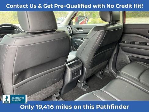 Certified 2024 Nissan Pathfinder SL image 19