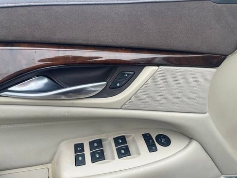 Used 2017 Cadillac Escalade 2WD image 21