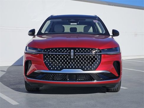 New 2026 Lincoln Nautilus Reserve image 2