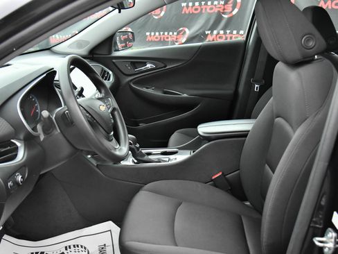 Used 2023 Chevrolet Malibu LT image 17