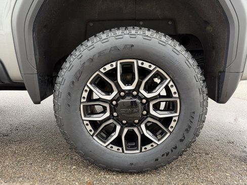 Certified 2024 GMC Sierra 2500 Denali Ultimate image 10